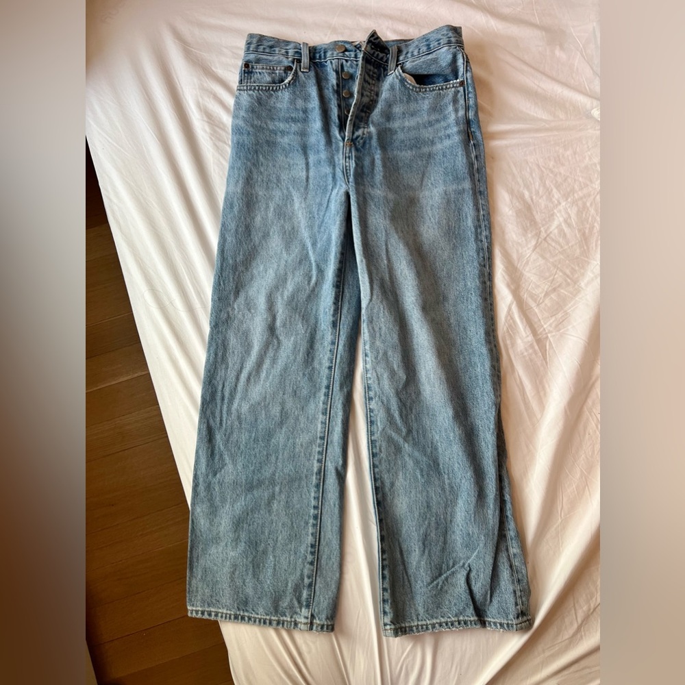 Farrah High Rise Wide Leg jeans from Aritzia Denim Forum